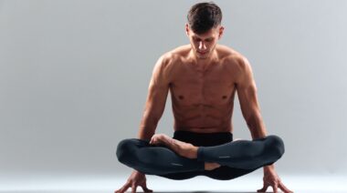 Yoga for Bodybuilding: How Getting Flexible Helps You Gain Muscle