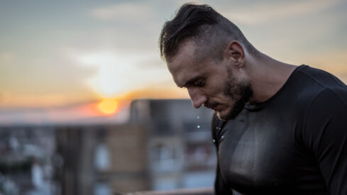 Should You Try the 75 Hard Challenge? Here Are the Pros and Cons