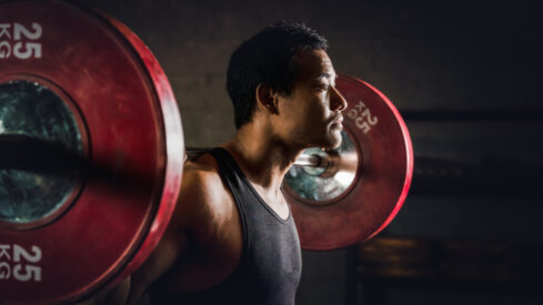 Here’s How to Do a Dynamic Squat Warm Up for Bigger Lifts