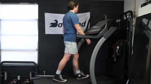 The Best 5 Treadmill Walking Workouts From a CPT (+ Insight From a Conditioning Coach)