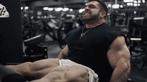 Smelling Salts For Power: Derek Lunsford’s Leg Training During 2025 Mr. Olympia Prep